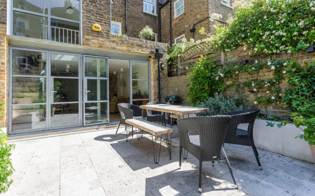 Oakington Road by Onefinestay