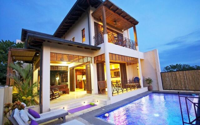 Casa Canopy