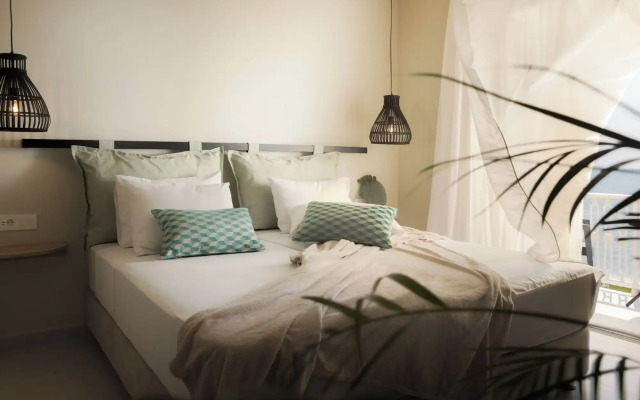 Sea View Studios & Apartments