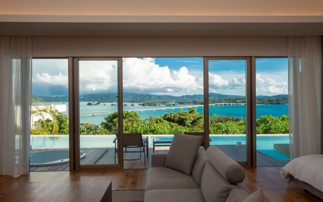 POOL VILLA KOURIJIMA by COLDIO