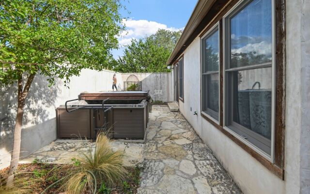 Czech 1 Bedroom Cabin by RedAwning