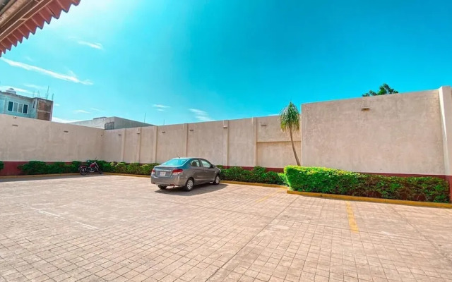 Hotel Express Inn Juchitan