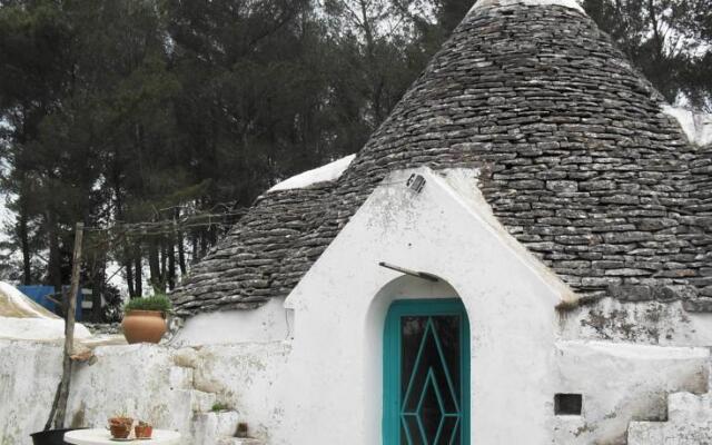 Trullo Sottoleucalipto