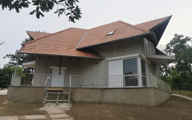 Forest House Balaton