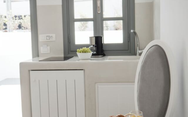 Anthemis Suites