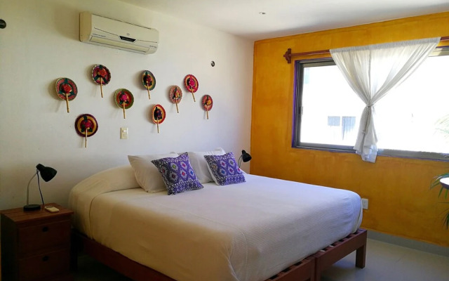 Amanecer y Mañana Private Room - Tulum Town