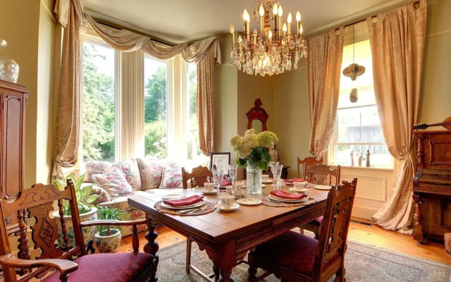 Devonshire Guest House & Spa