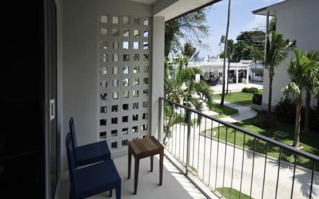 Combo Beach Hotel Samui