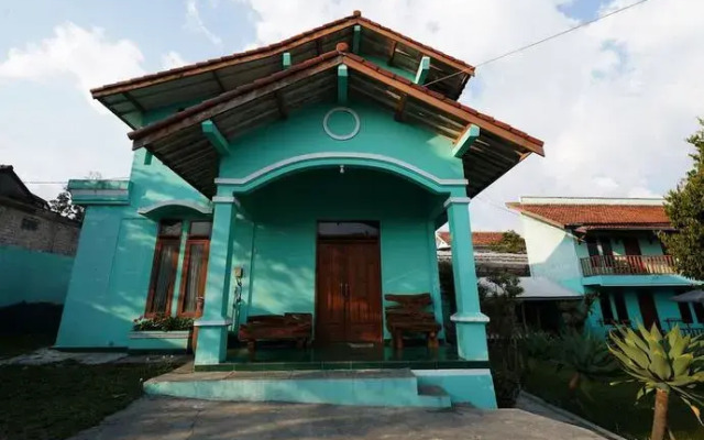 OYO 93248 Villa Syariah Astuti Lestari