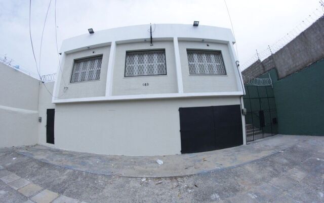 Hostel Libra