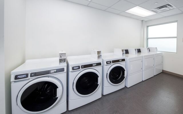 Element Hampton Peninsula Town Center