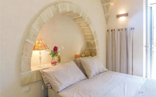 Li Fani Luxe Pool Stone House