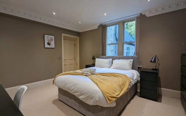 Stunning & Modern 2BD Flat - Manchester!