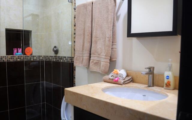 Bella Loma 203 - Condo Breezy Palm by MDR