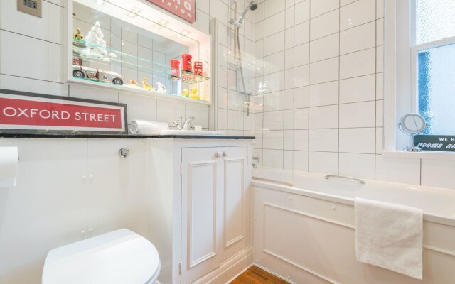Outstanding Oxford Circus Home