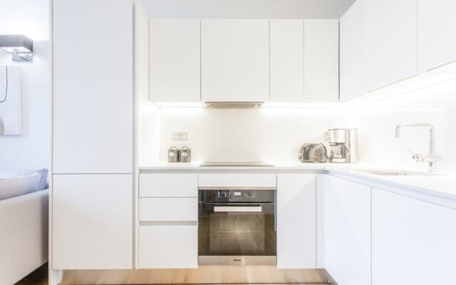 Royal Residence Charming 2 Bedroom - Talbot 3b