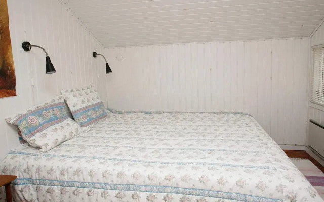 6 Person Holiday Home in Albaek