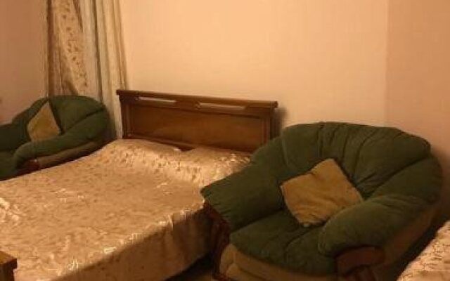 Hotel Crown