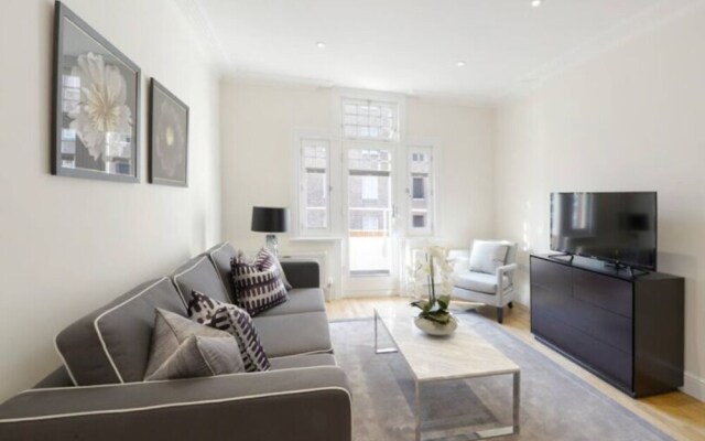 Luxurious 3 Double Bedroom Apartment Hammersmith