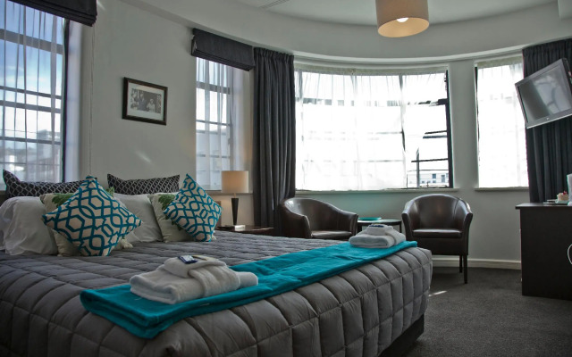 Law Courts Hotel