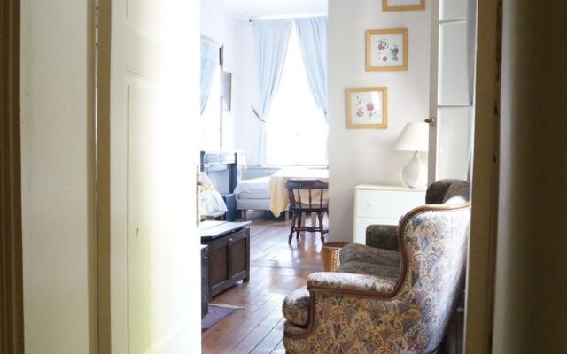The Captaincy Guesthouse Brussels