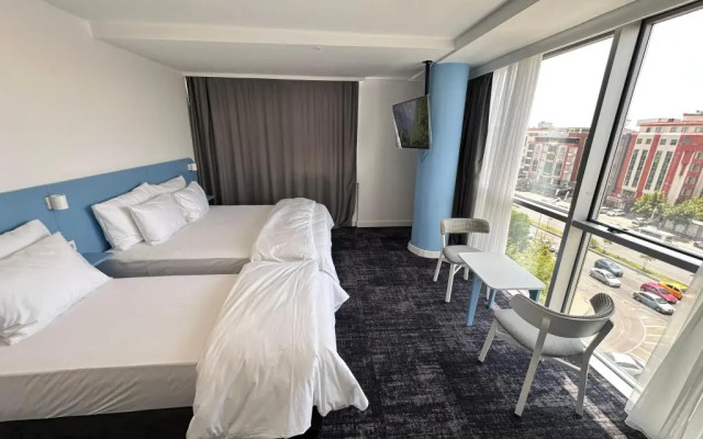 No25 Hotels