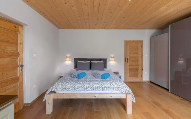 La Ferme Francej Luxury Farmhouse