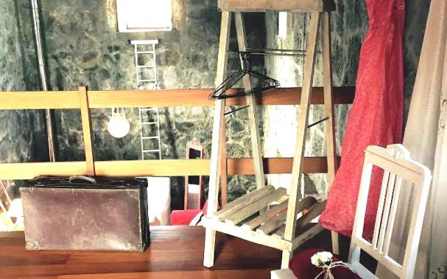 Serreta Island Home Al