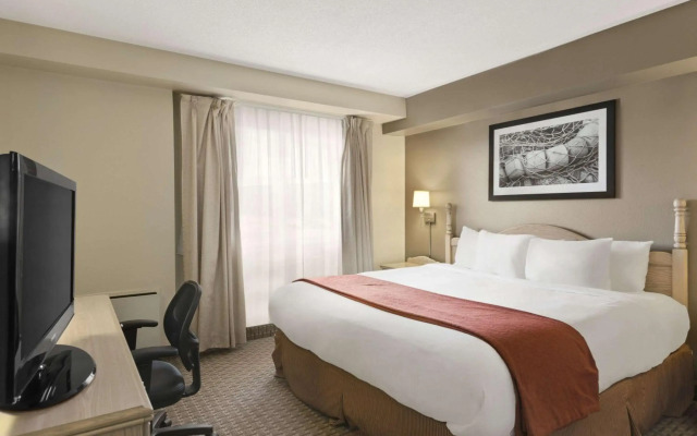 Travelodge Suites by Wyndham Moncton