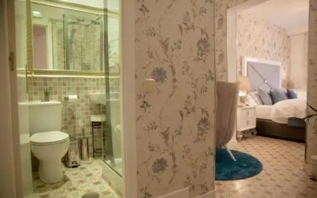 Hostal Boutique Palace - Adults Only