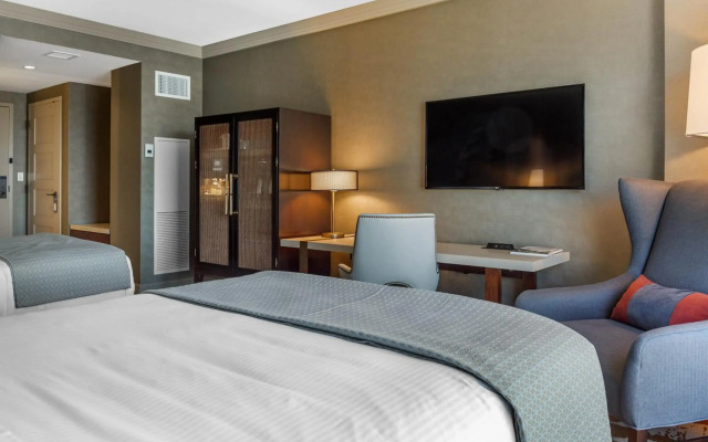 Omni Louisville Hotel