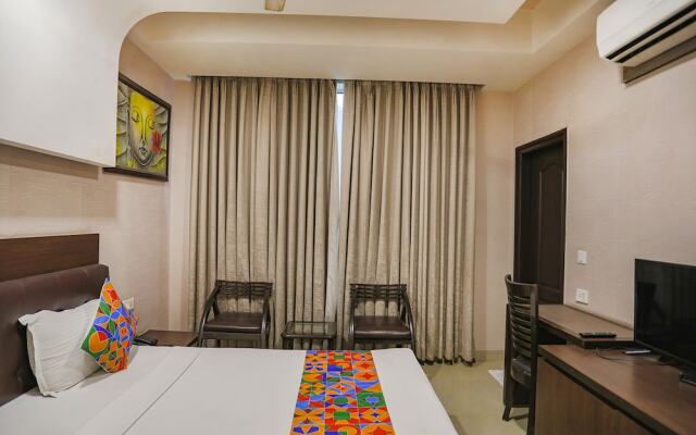 FabHotel Pine Tree