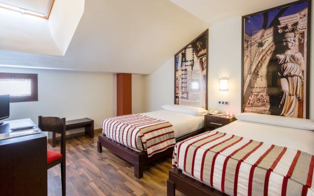 Hostal Aznaitin