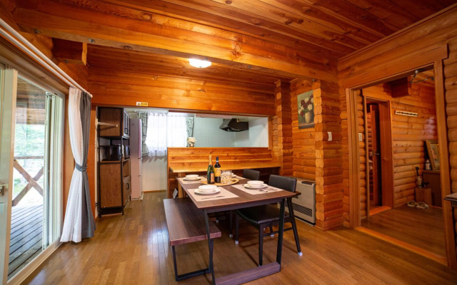 月の街60号北軽井沢 – Guest Rooms – Tsumagoi