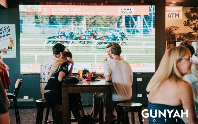 Gunyah Hotel