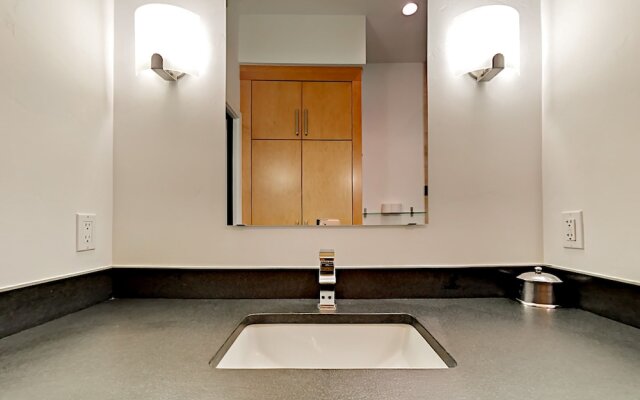 Modern & Mountain-View Vail Condo by RedAwning