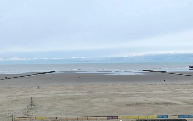 Apartment in Nieuwpoort Near the Beach