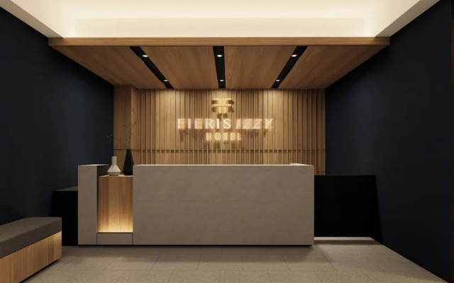 Fieris Izzy Hotel