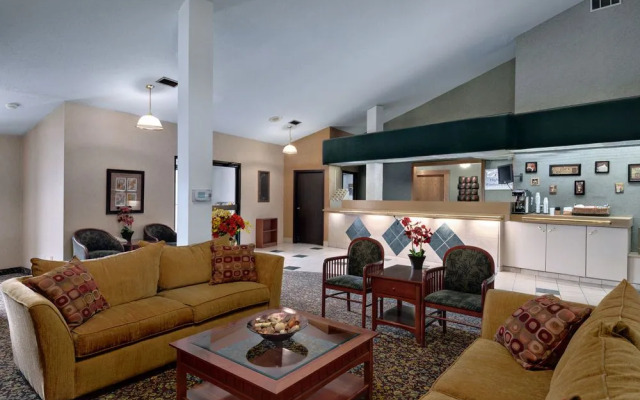 Super 8 Waukesha