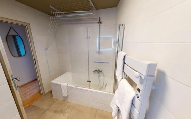 Le haut de Vallières appartement 3 pièces NETFLIX