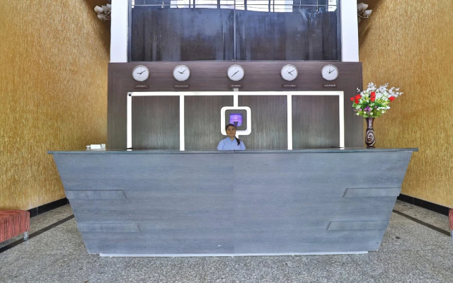 Capital O 23123 Hotel Kohinoor