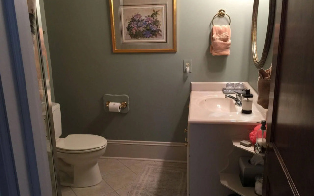 The Collins House Inn