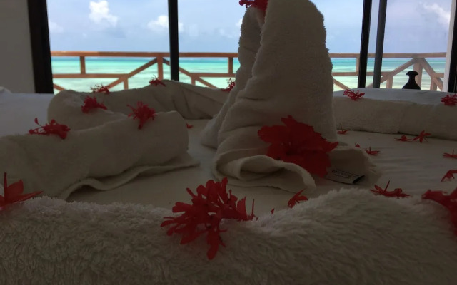 Jambiani White Sands Beach Bungalows
