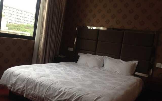 Chenyu Shangwu Hotel