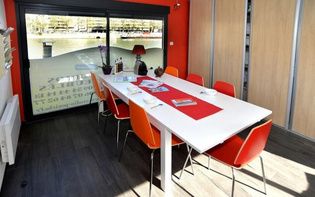 Studio Péniche Centre Lyon Insolite