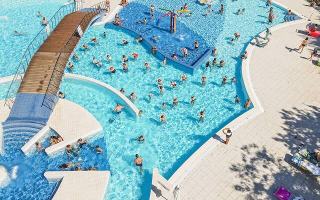 Club Del Sole Adriano Family Collection