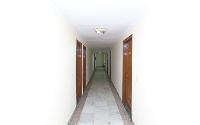 OYO 9585 Hotel Kavya Palace