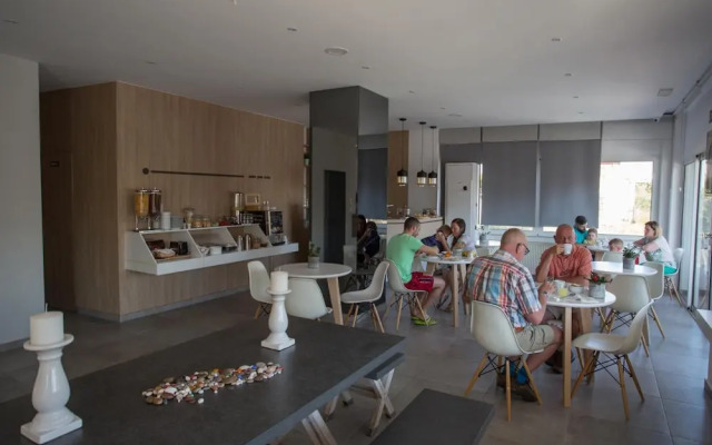 Theofilos City Hotel