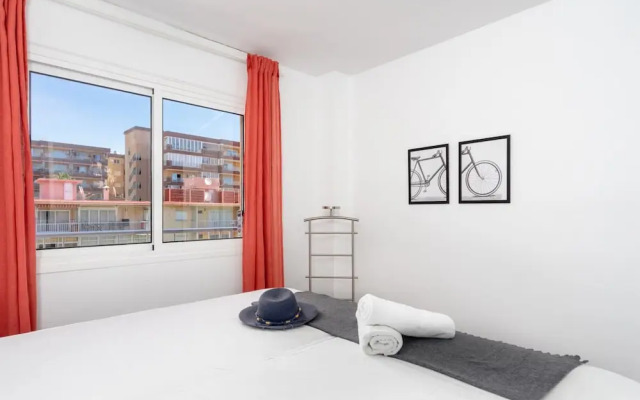 Apartment - 2 Bedrooms with Pool, WiFi and Sea views - 107864