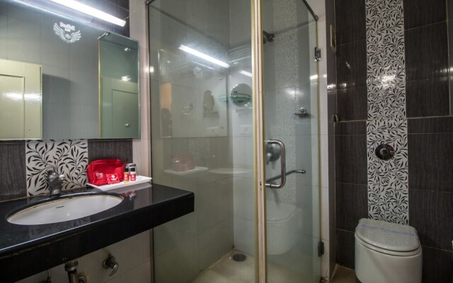 OYO 1085 Hotel Budhil Park